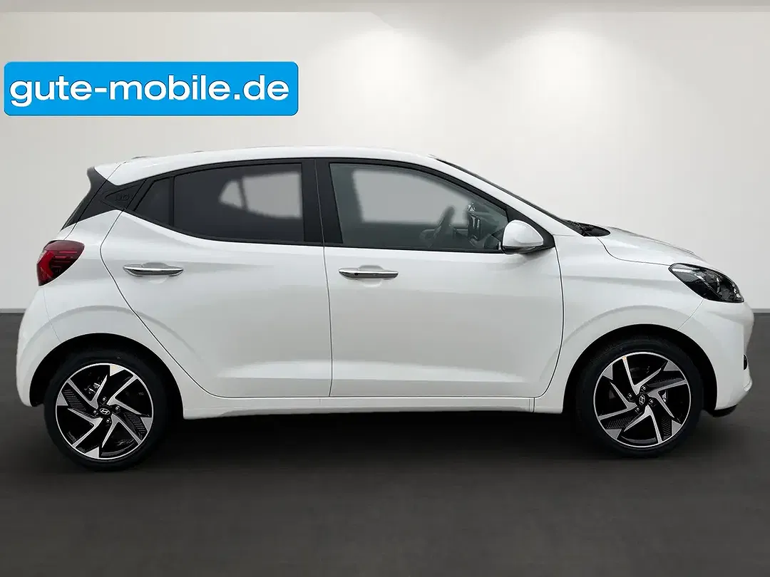 Hyundai i10 - Thumbnail 3