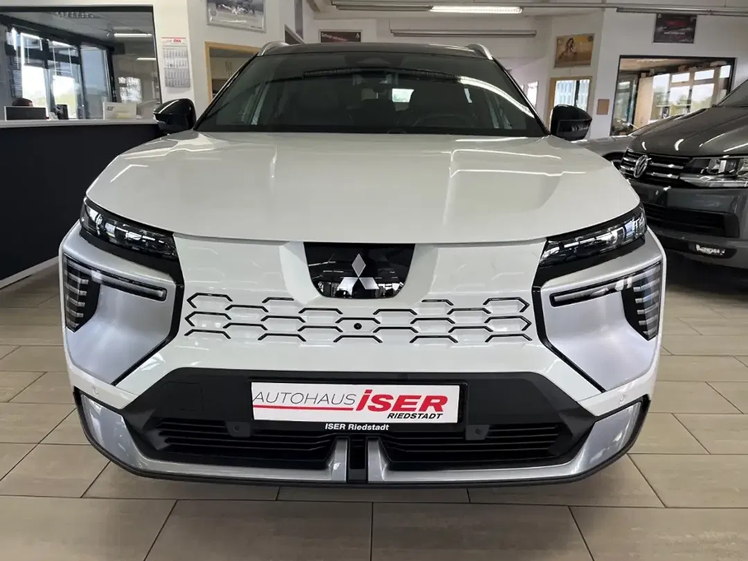 Mitsubishi Eclipse Cross - Thumbnail 2