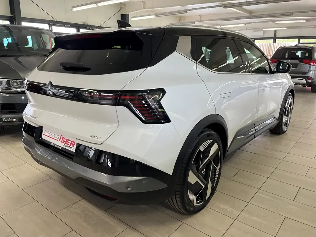 Mitsubishi Eclipse Cross - Thumbnail 4