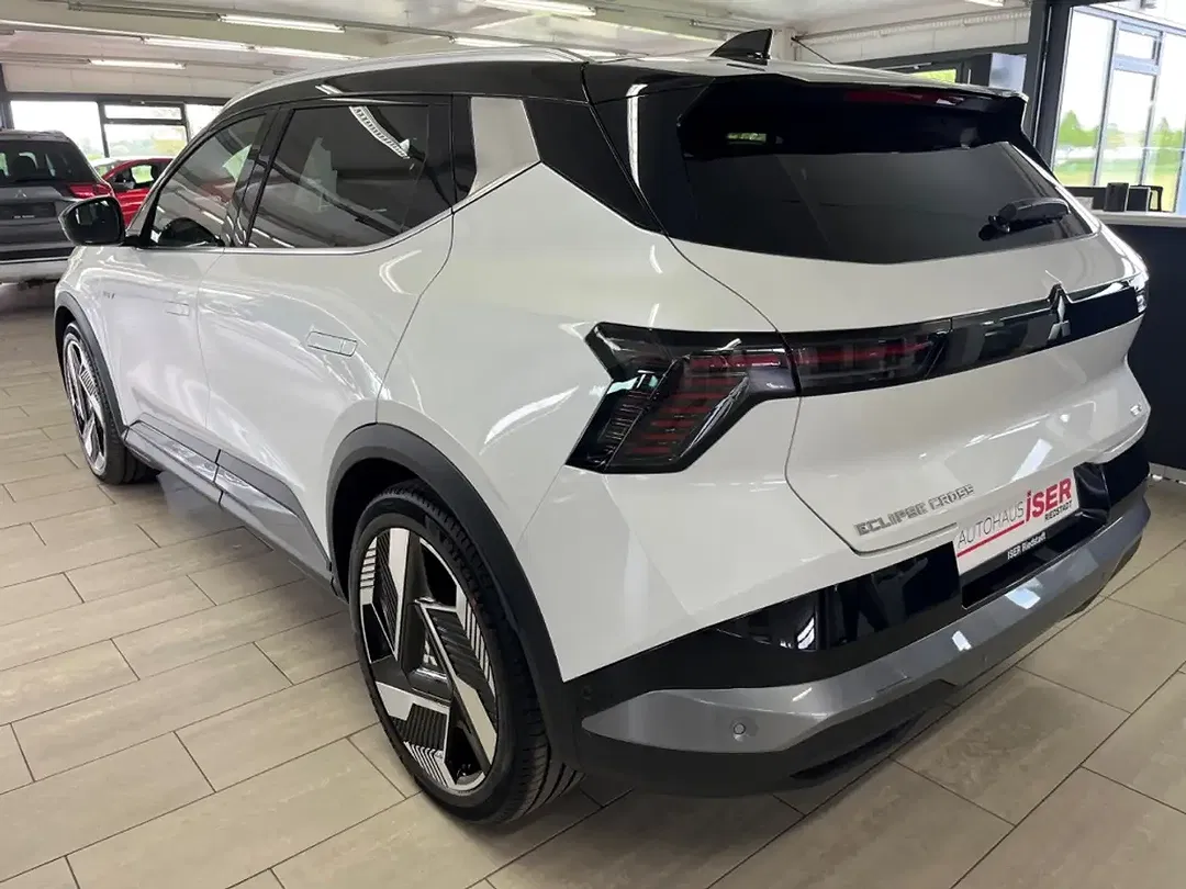 Mitsubishi Eclipse Cross - Thumbnail 6