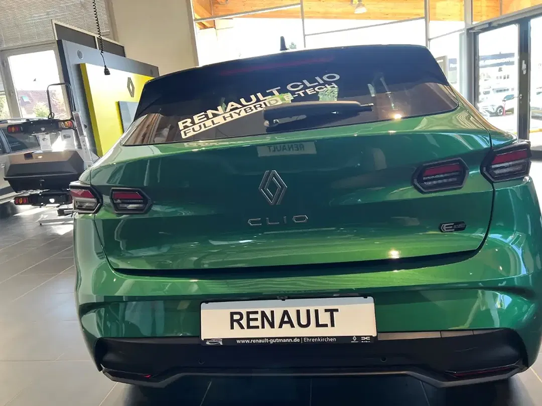 Renault Clio - Thumbnail 11