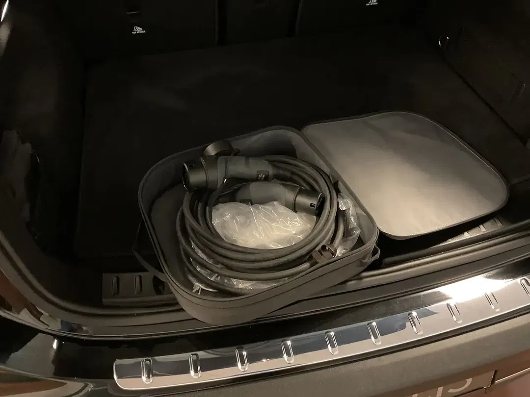 Mercedes-Benz EQA 250 - Thumbnail 9