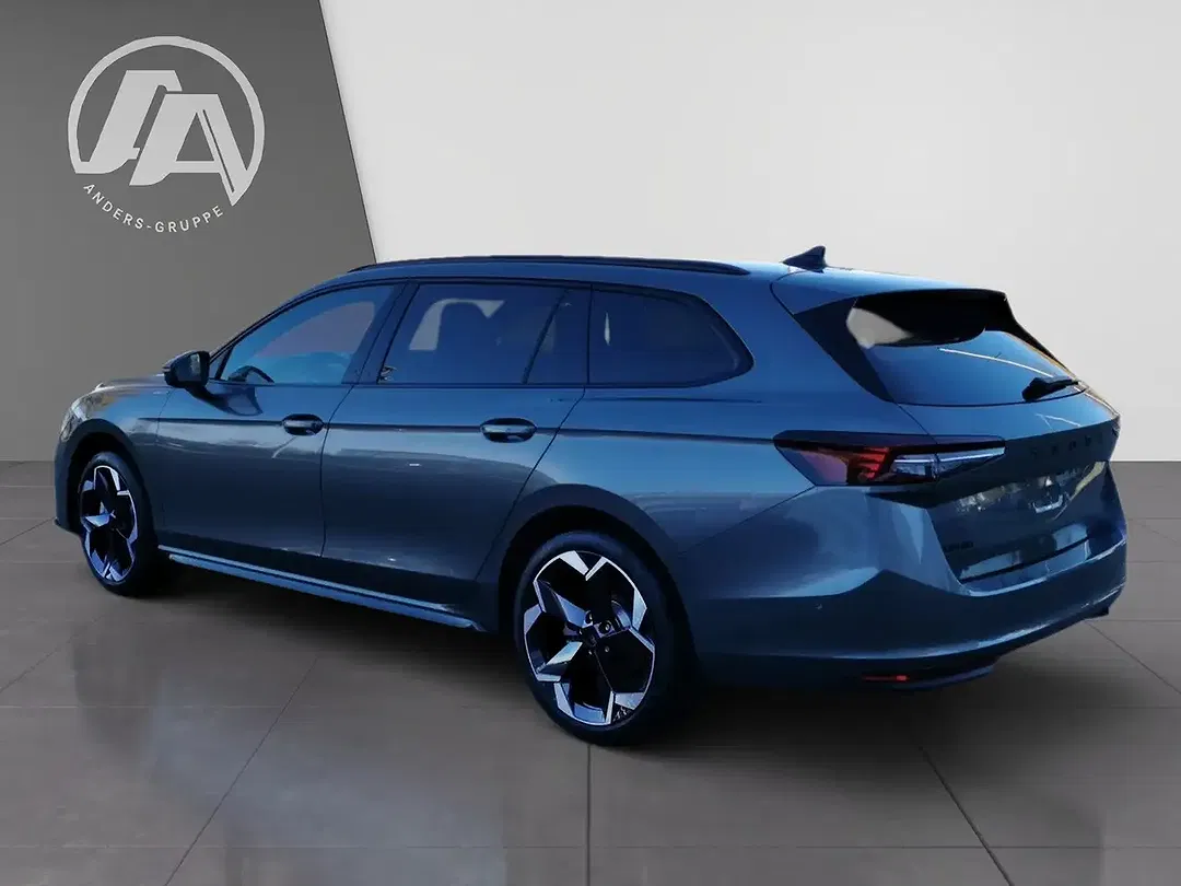 Skoda Superb - Thumbnail 4