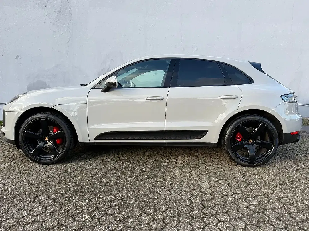 Porsche Macan - Thumbnail 6