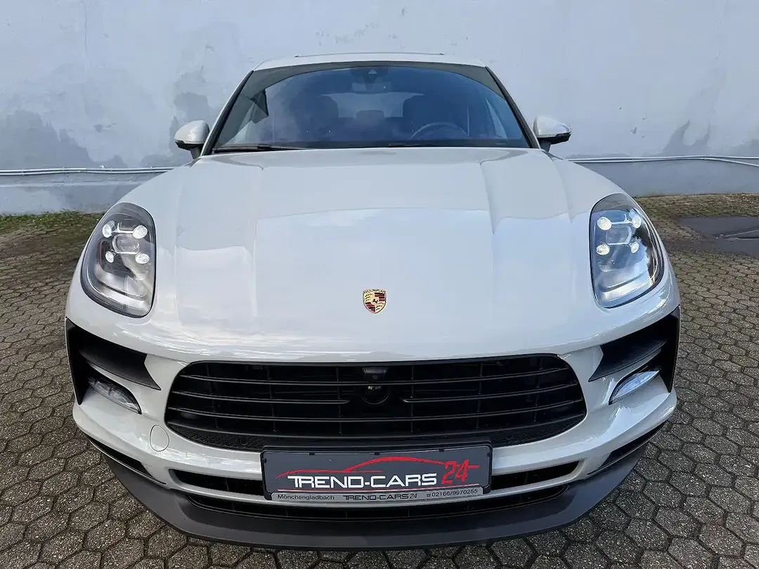 Porsche Macan - Thumbnail 8