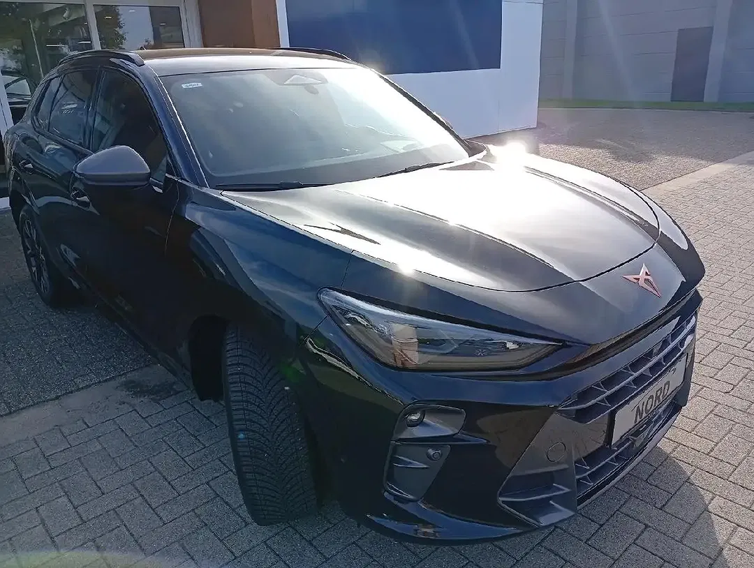 CUPRA Terramar - Thumbnail 2