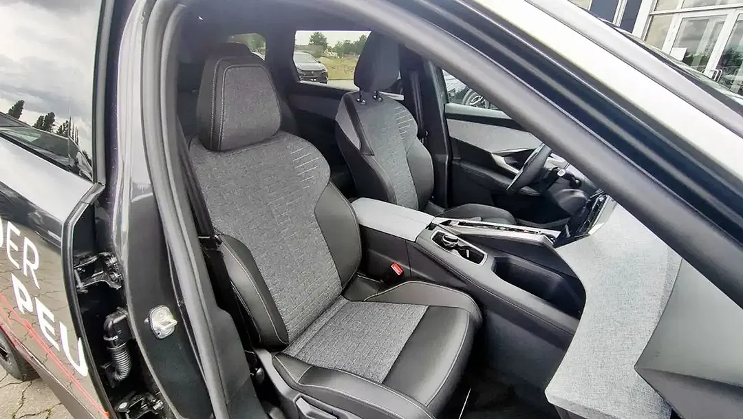 Peugeot 5008 - Thumbnail 11