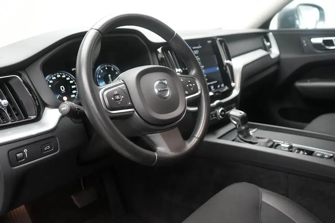 Volvo XC60 - Thumbnail 12