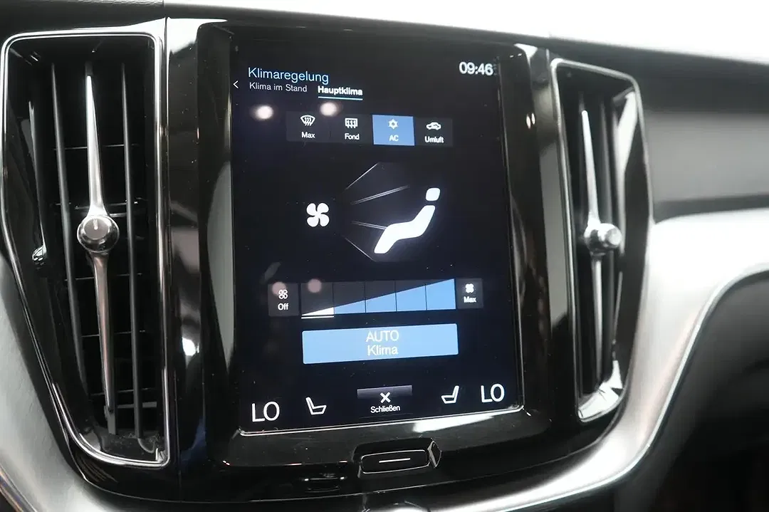 Volvo XC60 - Thumbnail 15