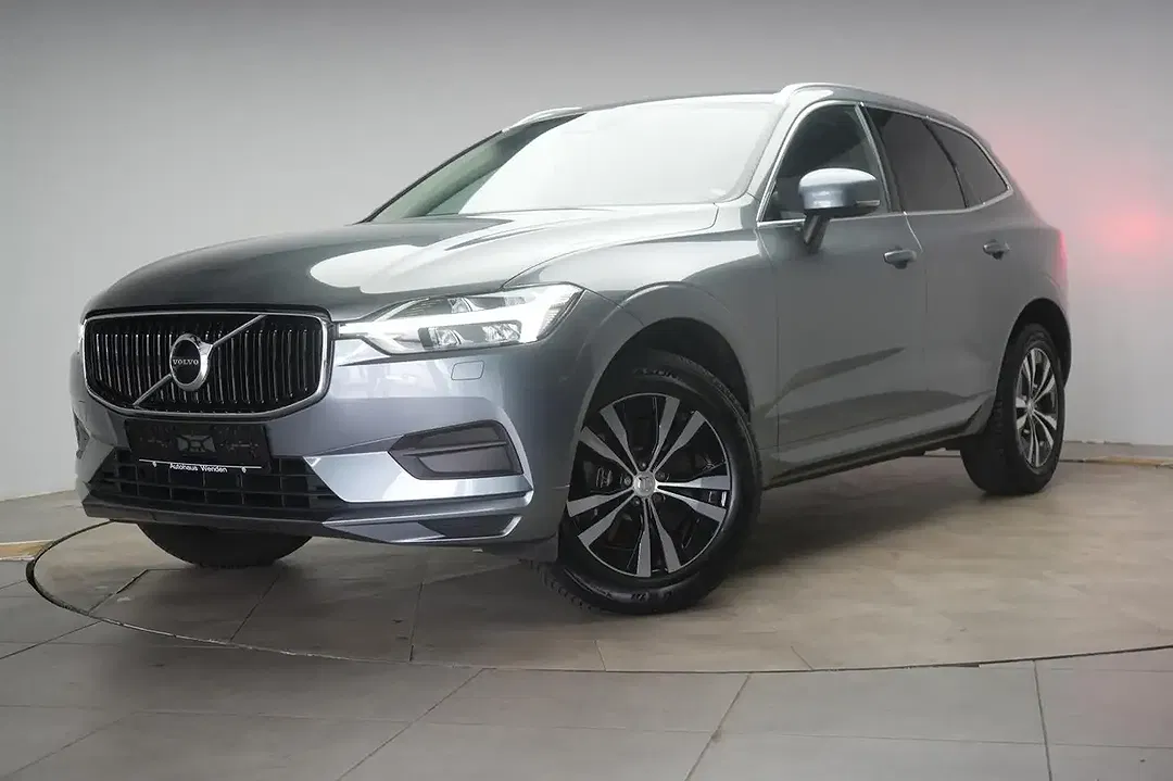 Volvo XC60 - Thumbnail 3
