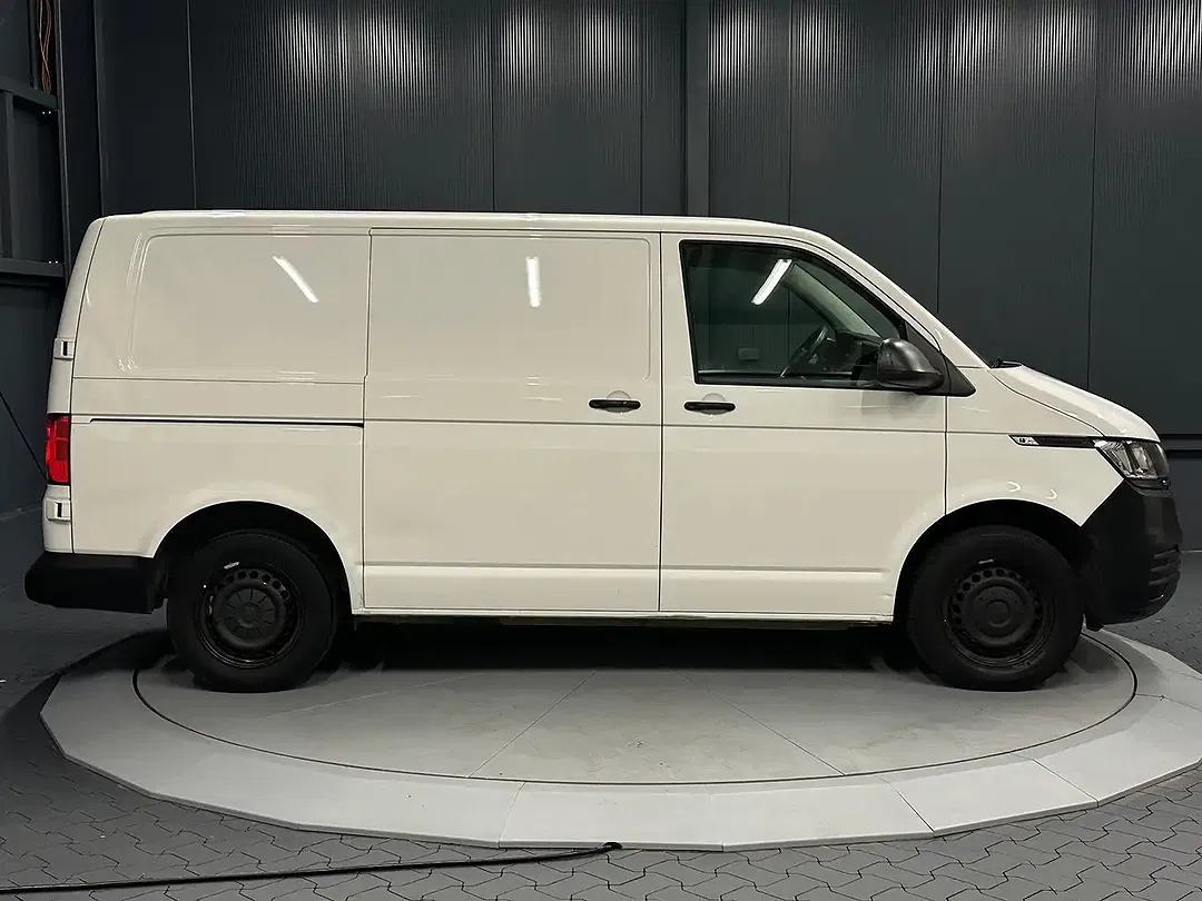 Volkswagen Transporter - Thumbnail 4