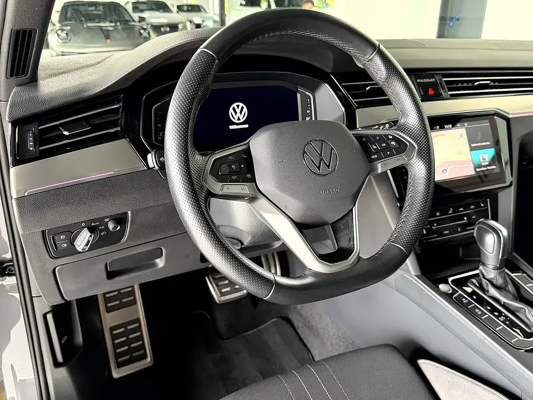 Volkswagen Passat Alltrack - Thumbnail 13
