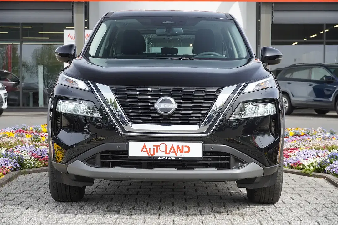 Nissan X-Trail - Thumbnail 2