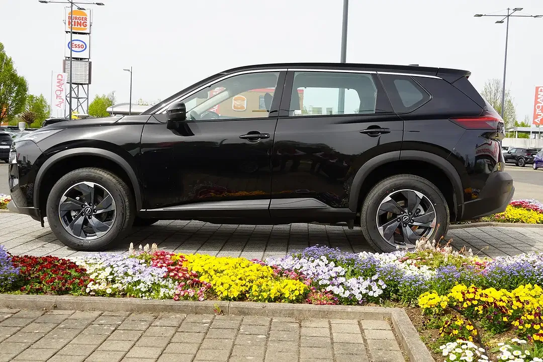 Nissan X-Trail - Thumbnail 4