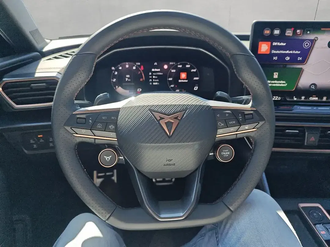 CUPRA Leon - Thumbnail 10