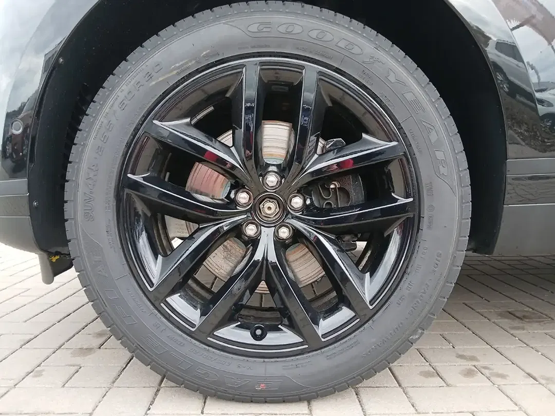 Land Rover Range Rover Velar - Thumbnail 9