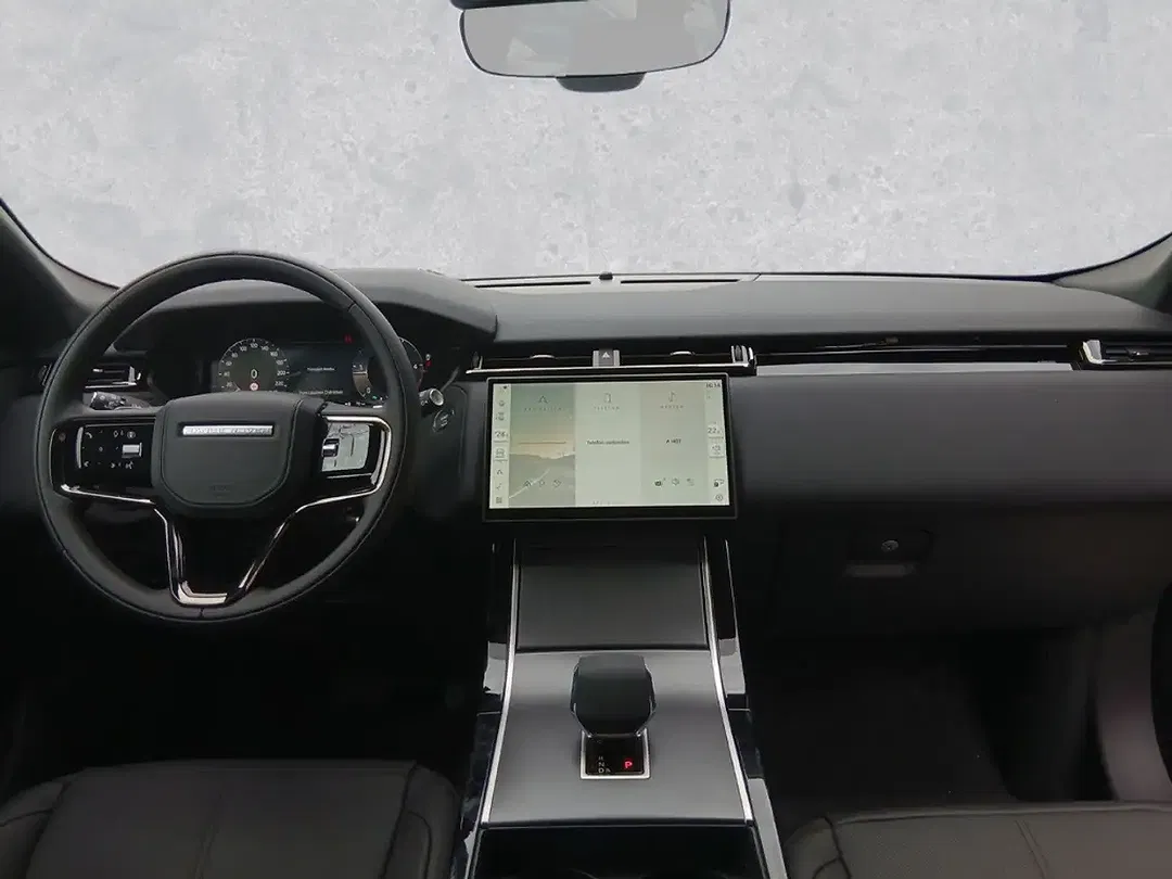 Land Rover Range Rover Velar - Thumbnail 4