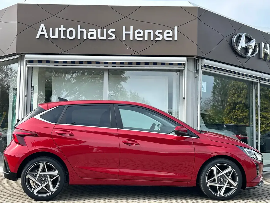 Hyundai i20 - Thumbnail 3