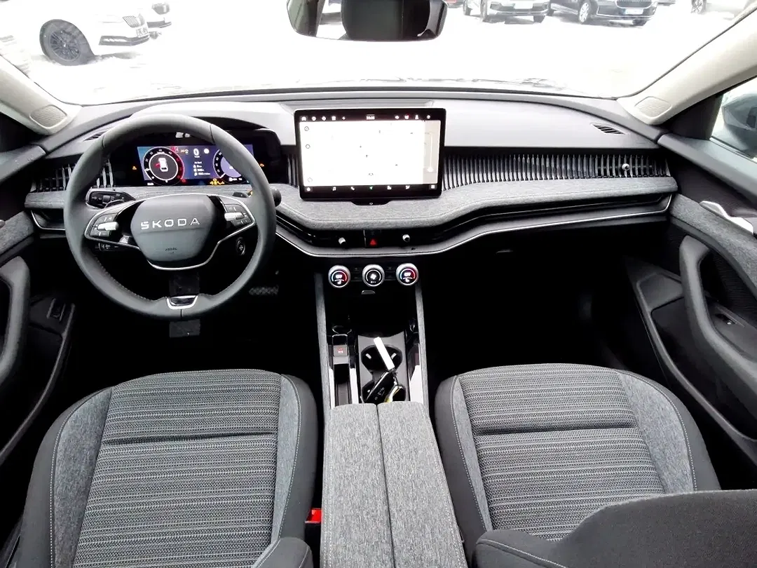 Skoda Superb - Thumbnail 10