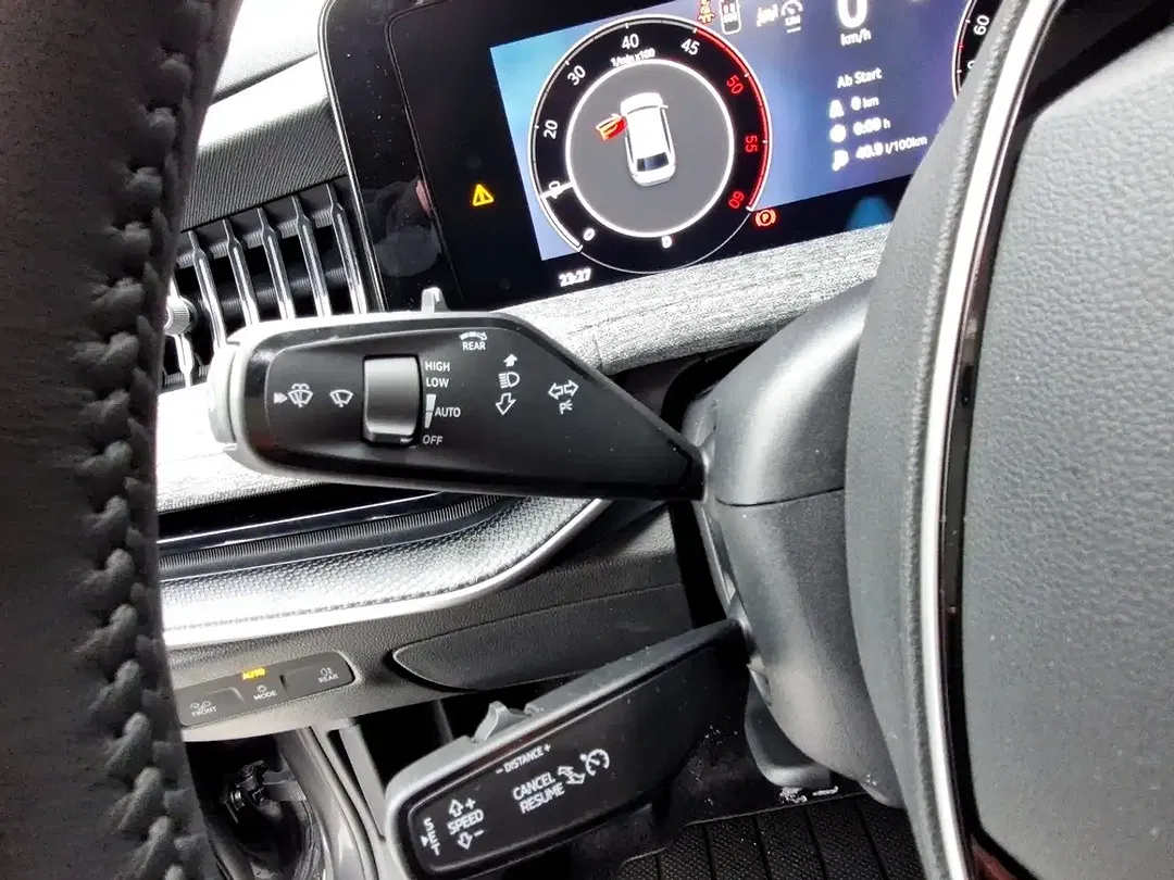 Skoda Superb - Thumbnail 12