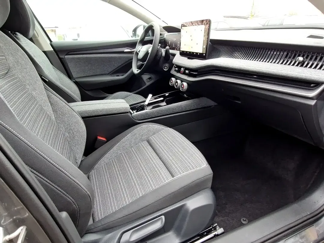 Skoda Superb - Thumbnail 8