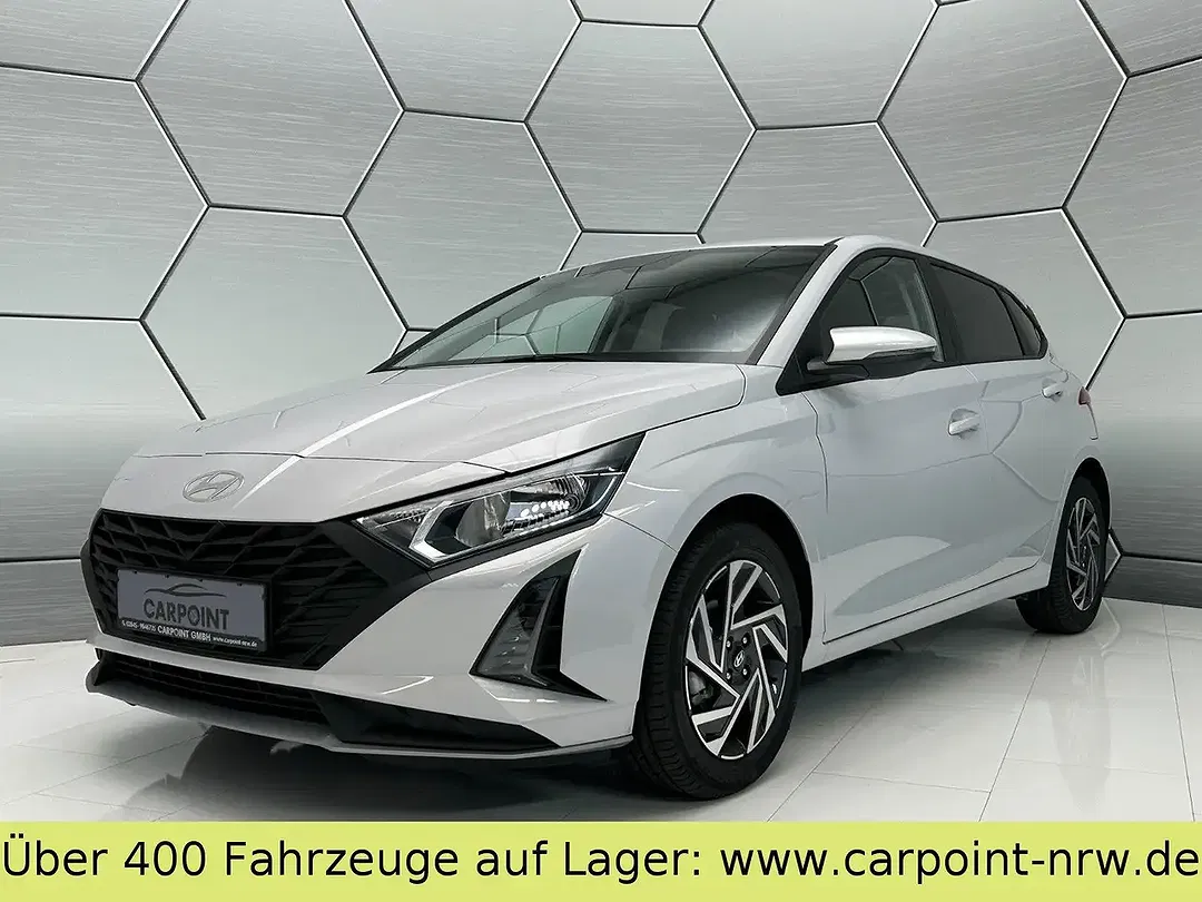 Hyundai i20 - Thumbnail 1