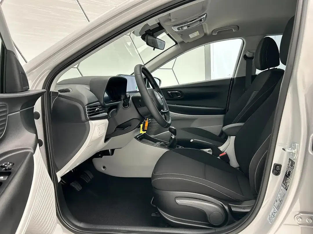 Hyundai i20 - Thumbnail 11