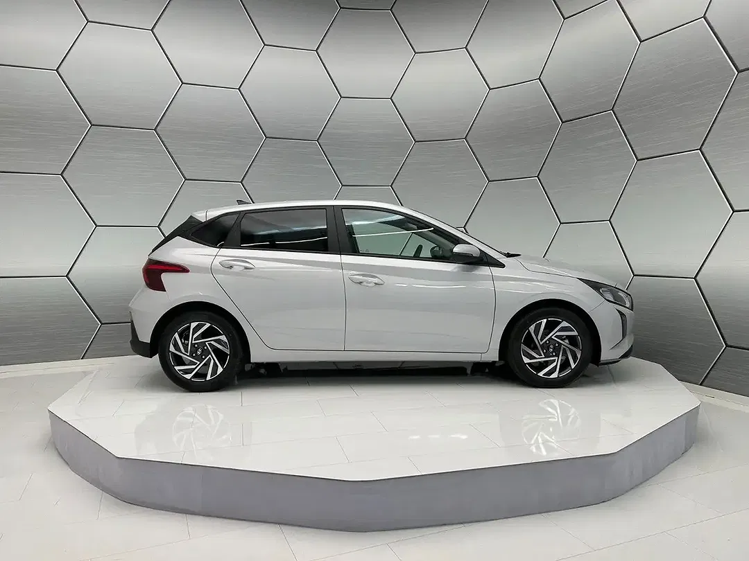 Hyundai i20 - Thumbnail 7