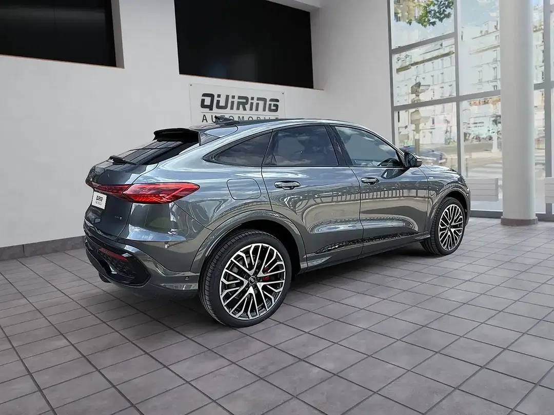 Audi Q5 - Thumbnail 6