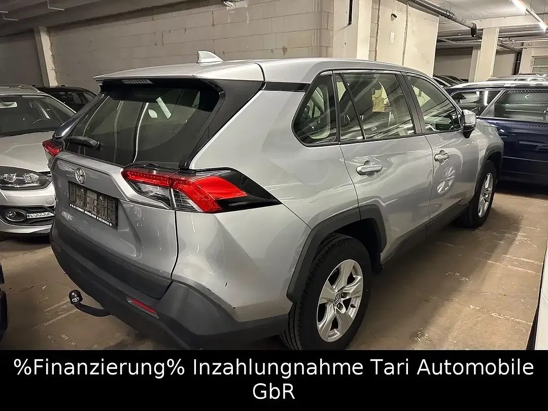 Toyota RAV 4 - Thumbnail 25