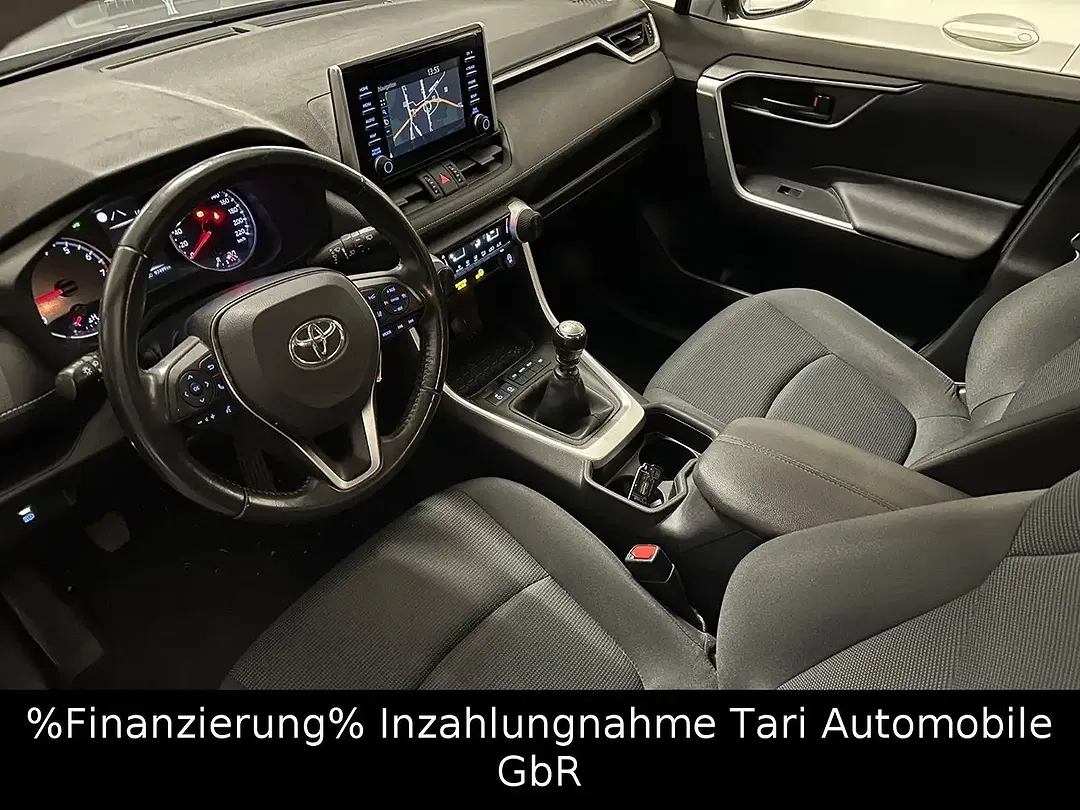 Toyota RAV 4 - Thumbnail 6