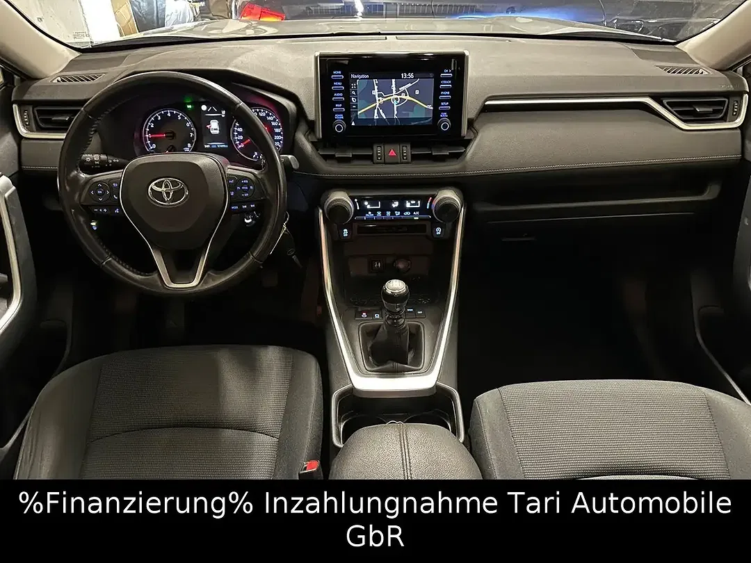 Toyota RAV 4 - Thumbnail 8