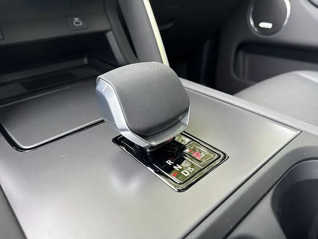 Land Rover Discovery Sport - Thumbnail 15