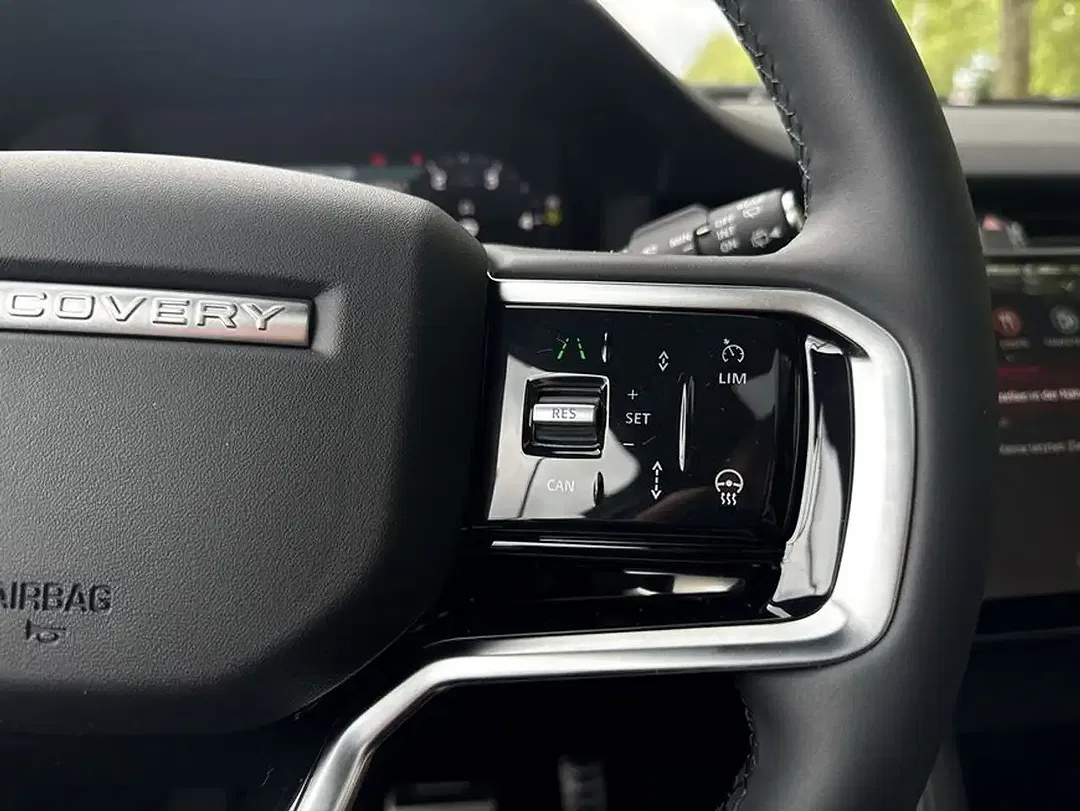 Land Rover Discovery Sport - Thumbnail 19