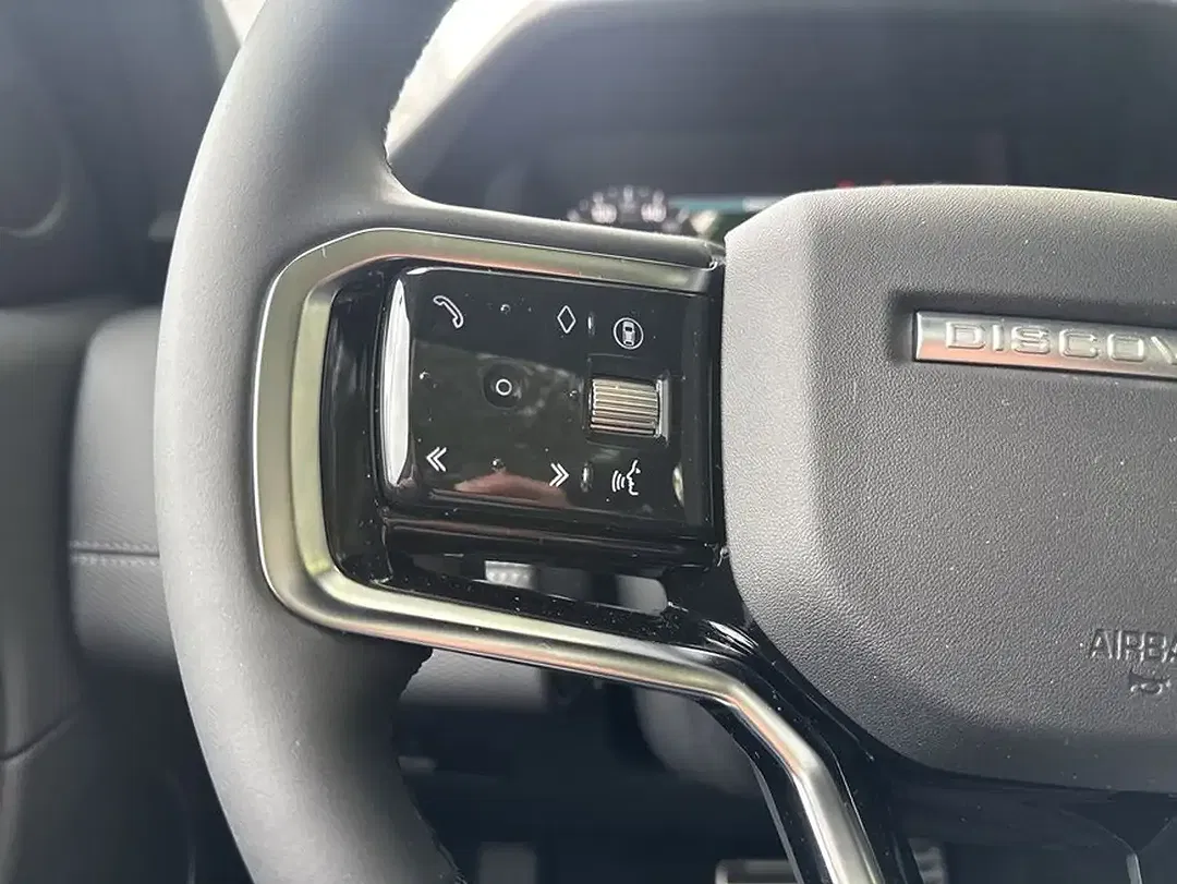 Land Rover Discovery Sport - Thumbnail 20