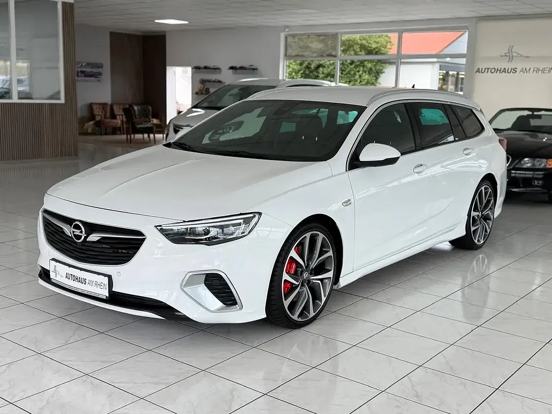 Opel Insignia - Thumbnail 2