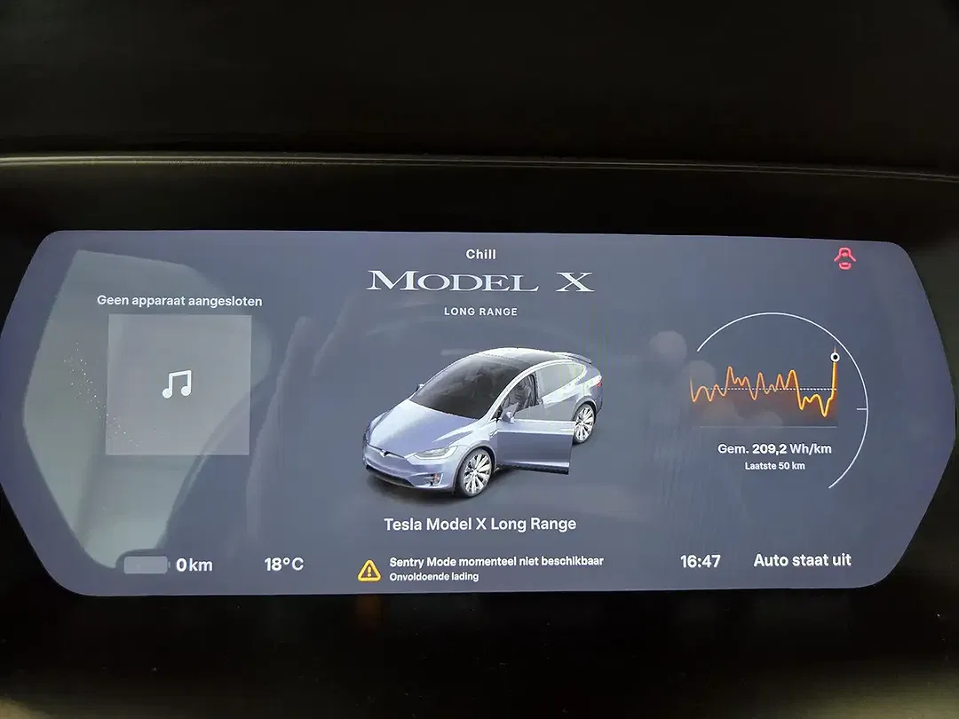 Tesla Model X - Thumbnail 14