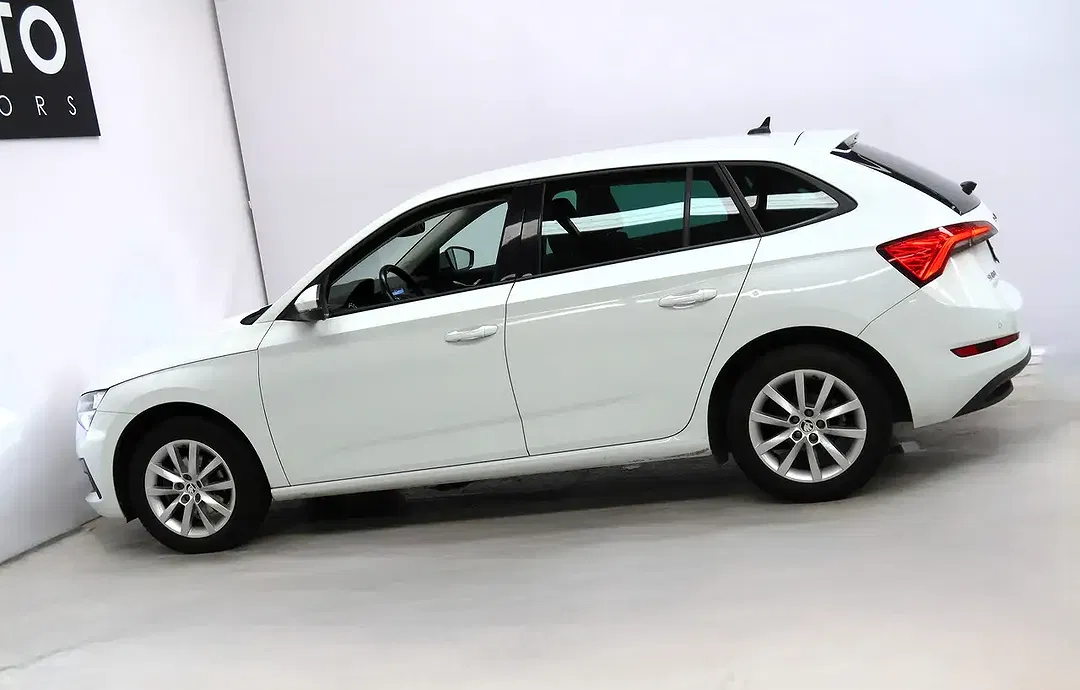 Skoda Scala - Thumbnail 2