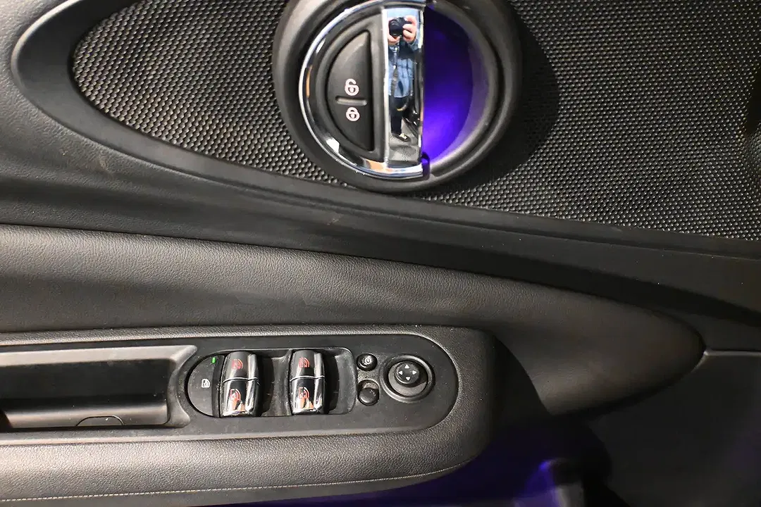 MINI Cooper Clubman - Thumbnail 10