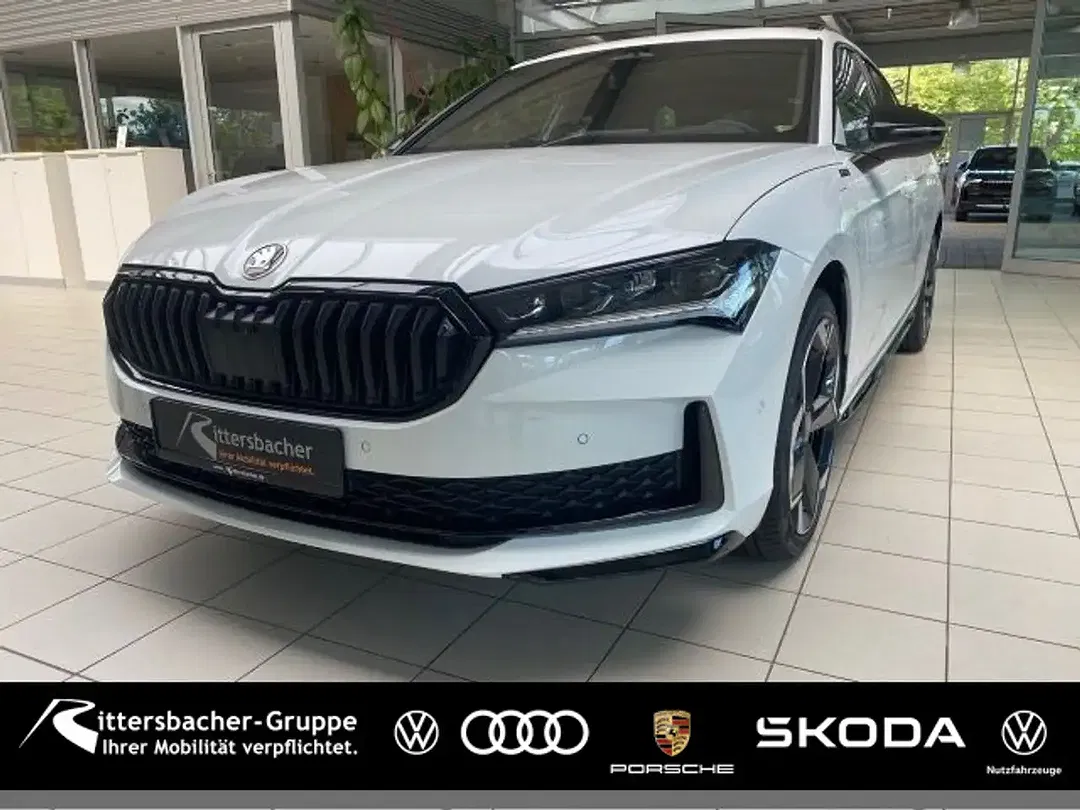 Skoda Superb - Thumbnail 1