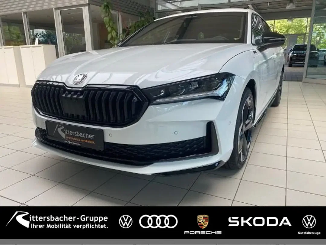 Skoda Superb - Afbeelding 1