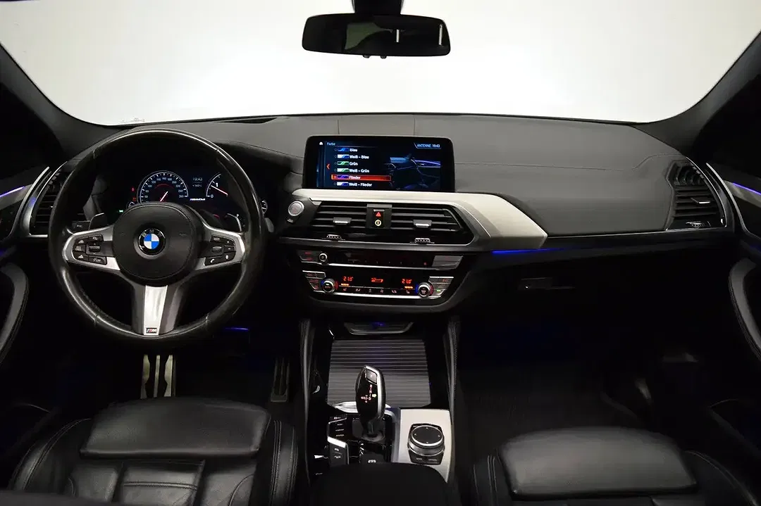 BMW X4 M - Thumbnail 10