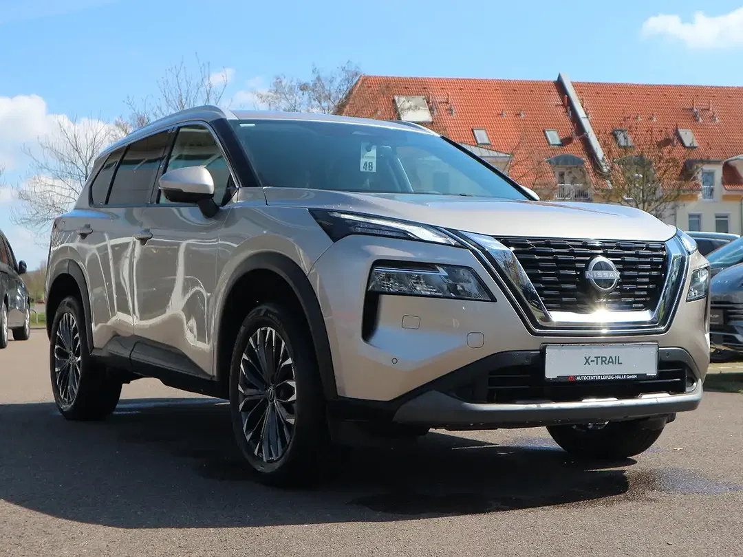Nissan X-Trail - Thumbnail 3