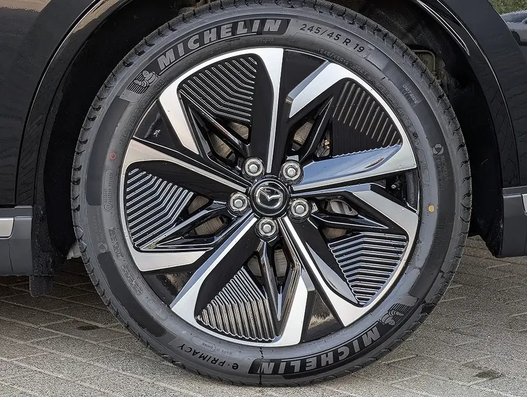 Mazda 6e - Thumbnail 8