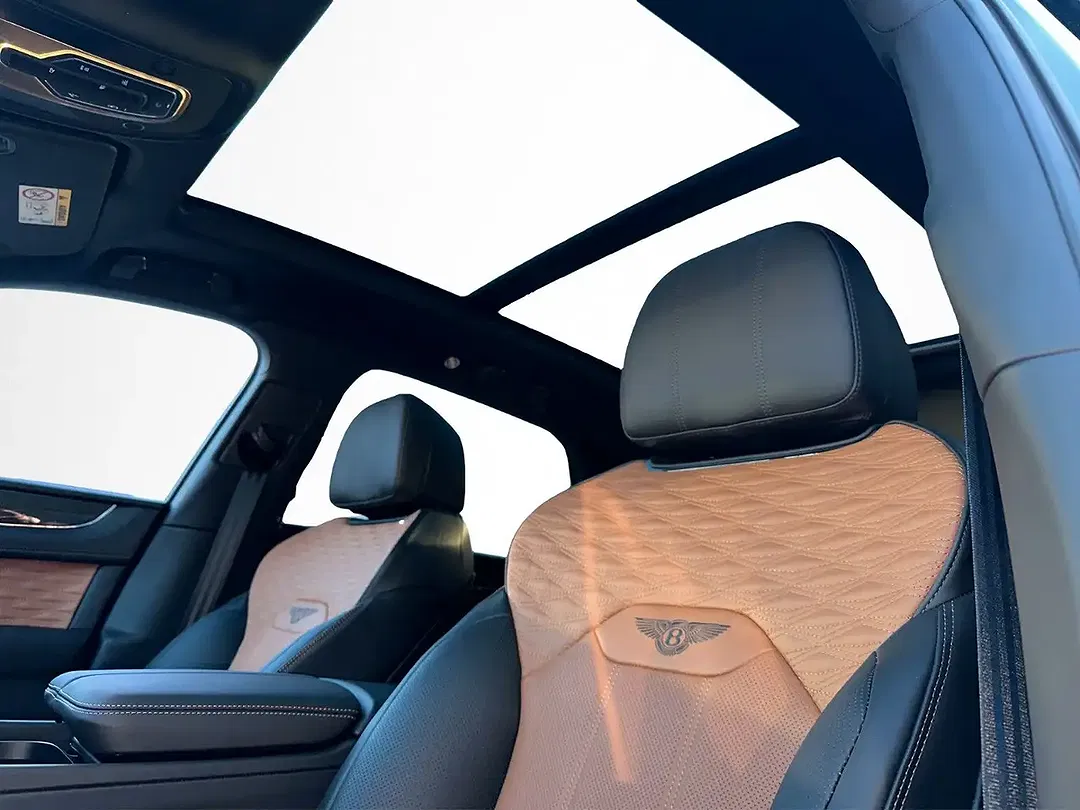 Bentley Bentayga - Thumbnail 12