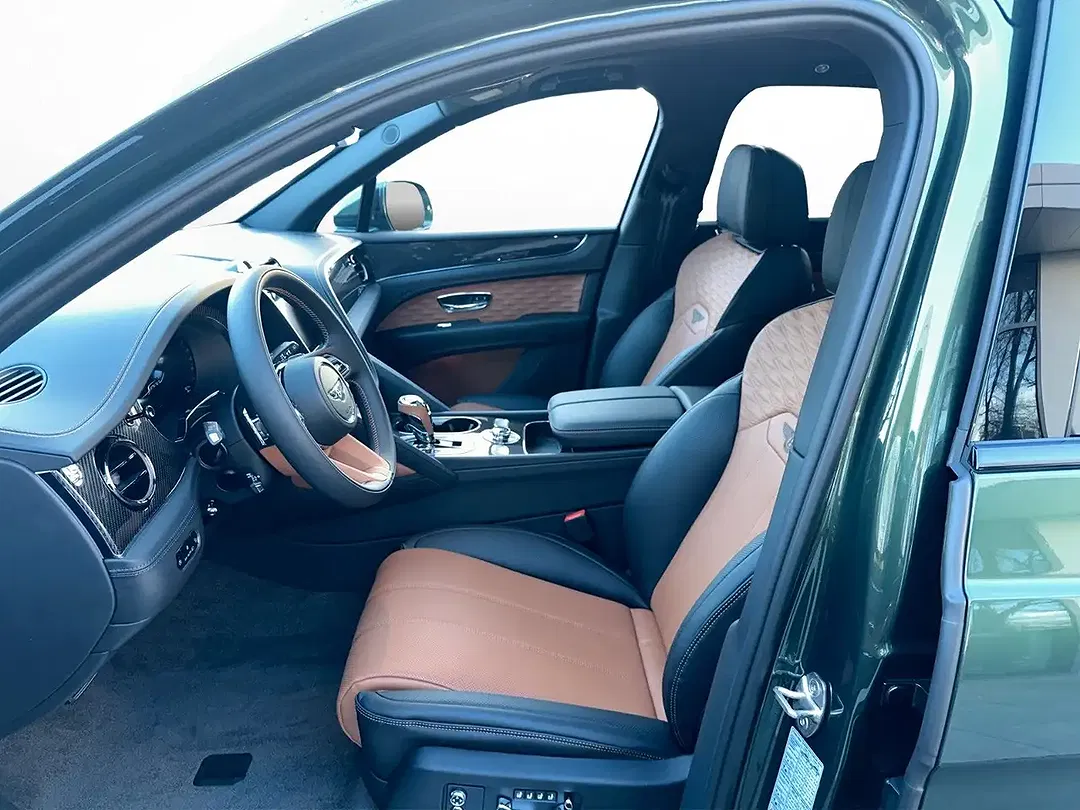 Bentley Bentayga - Thumbnail 9