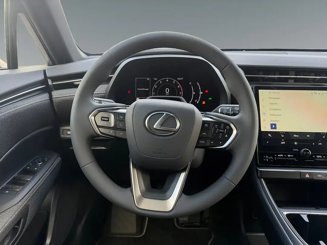 Lexus LBX - Thumbnail 12
