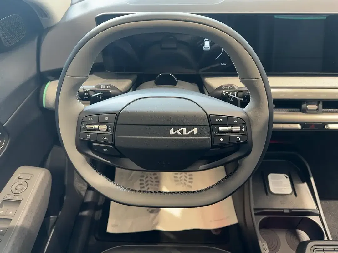 Kia EV4 - Thumbnail 9