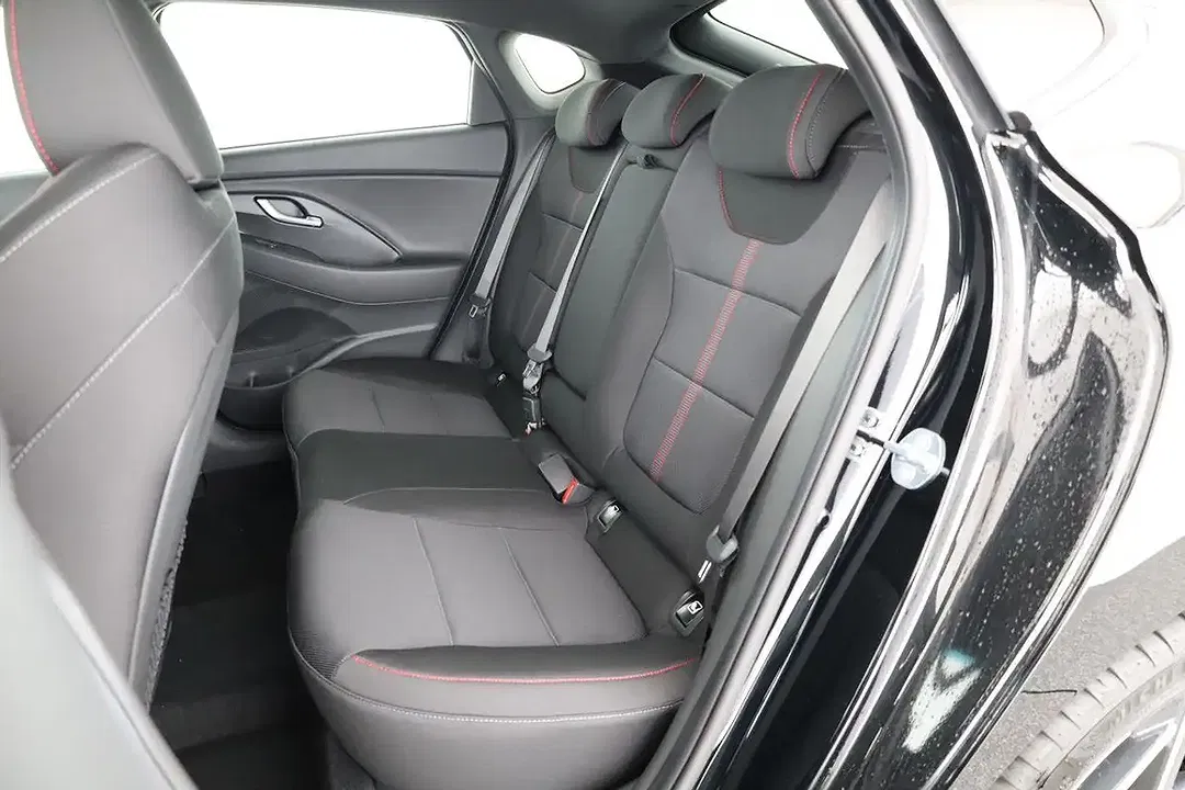 Hyundai i30 - Thumbnail 11