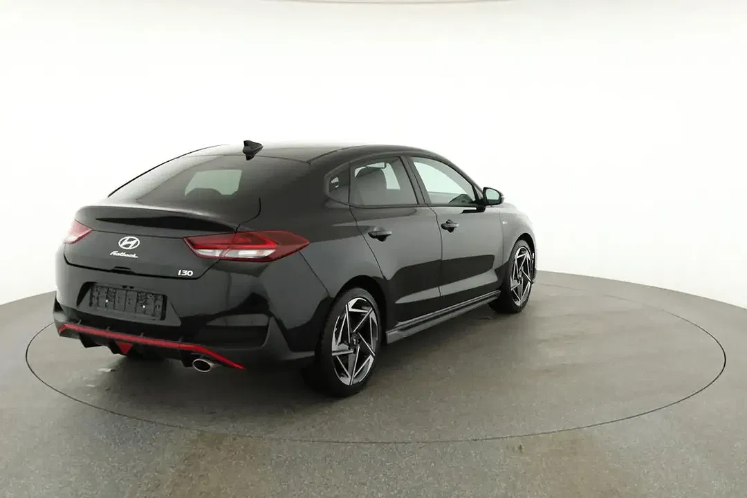 Hyundai i30 - Thumbnail 16